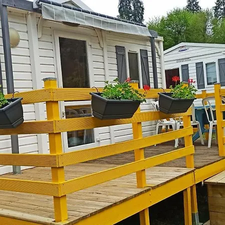 Kemp Mobil-home Au Pied Des Pyrenees *