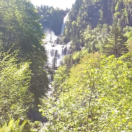 Mobil-home Au Pied Des Pyrenees Kamp alanı