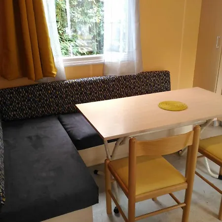 Mobil-home Au Pied Des Pyrenees Kamp alanı