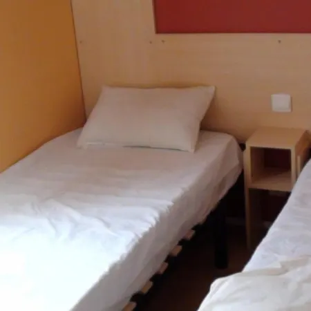 Kamp alanı Mobil-home Au Pied Des Pyrenees